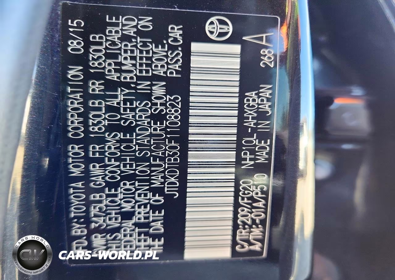 2015 Toyota Prius C Three VIN:JTDKDTB30F1108823 - 14