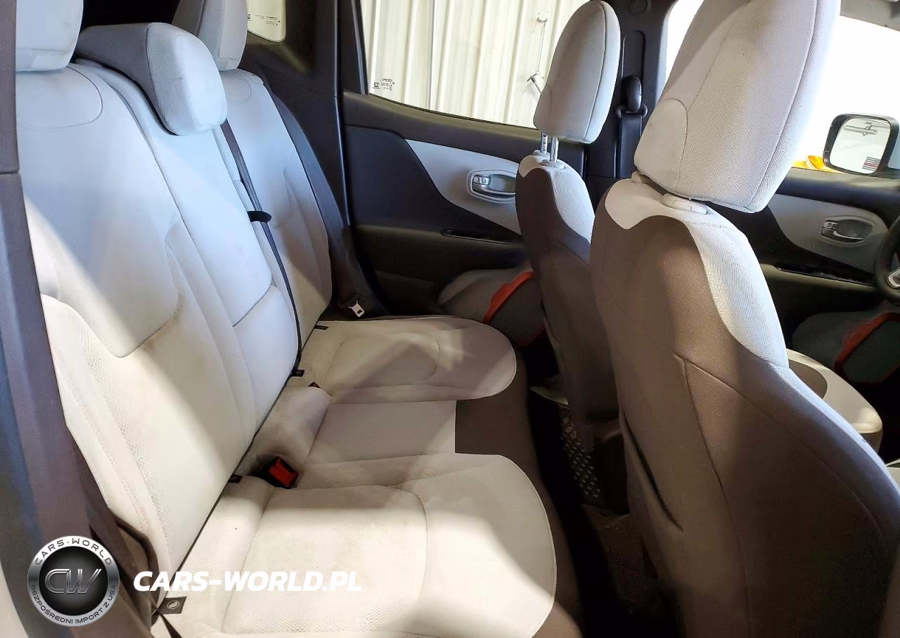 2017 Jeep Renegade Latitude VIN:ZACCJBBB8HPG11422 - 11