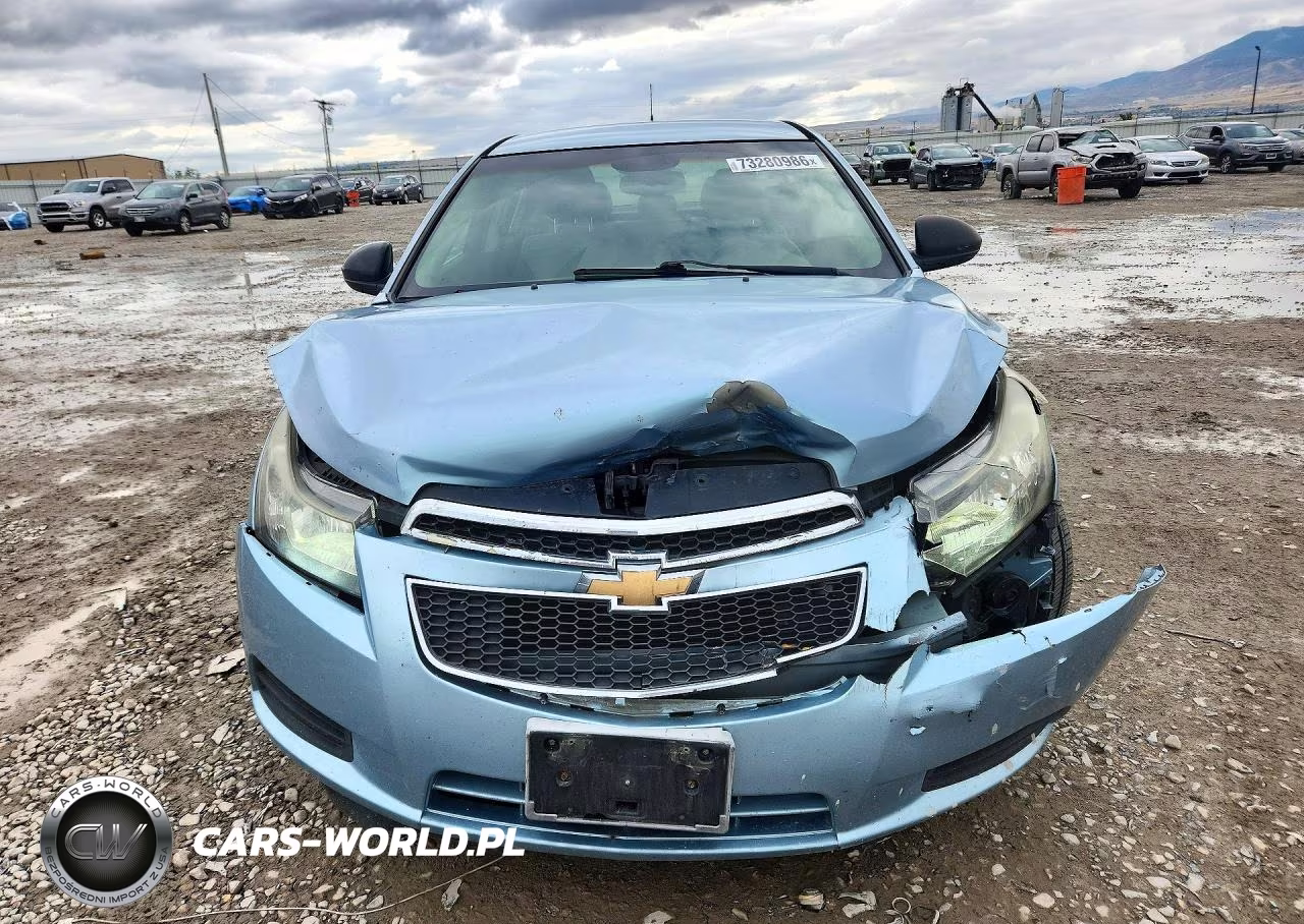 2011 Chevrolet Cruze Ls VIN:1G1PC5SH5B7273878 - 5