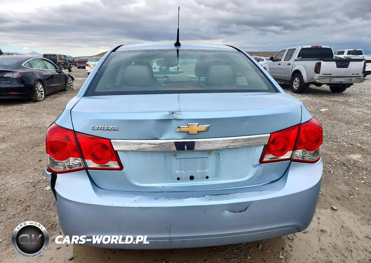 2011 Chevrolet Cruze Ls VIN:1G1PC5SH5B7273878 - 6