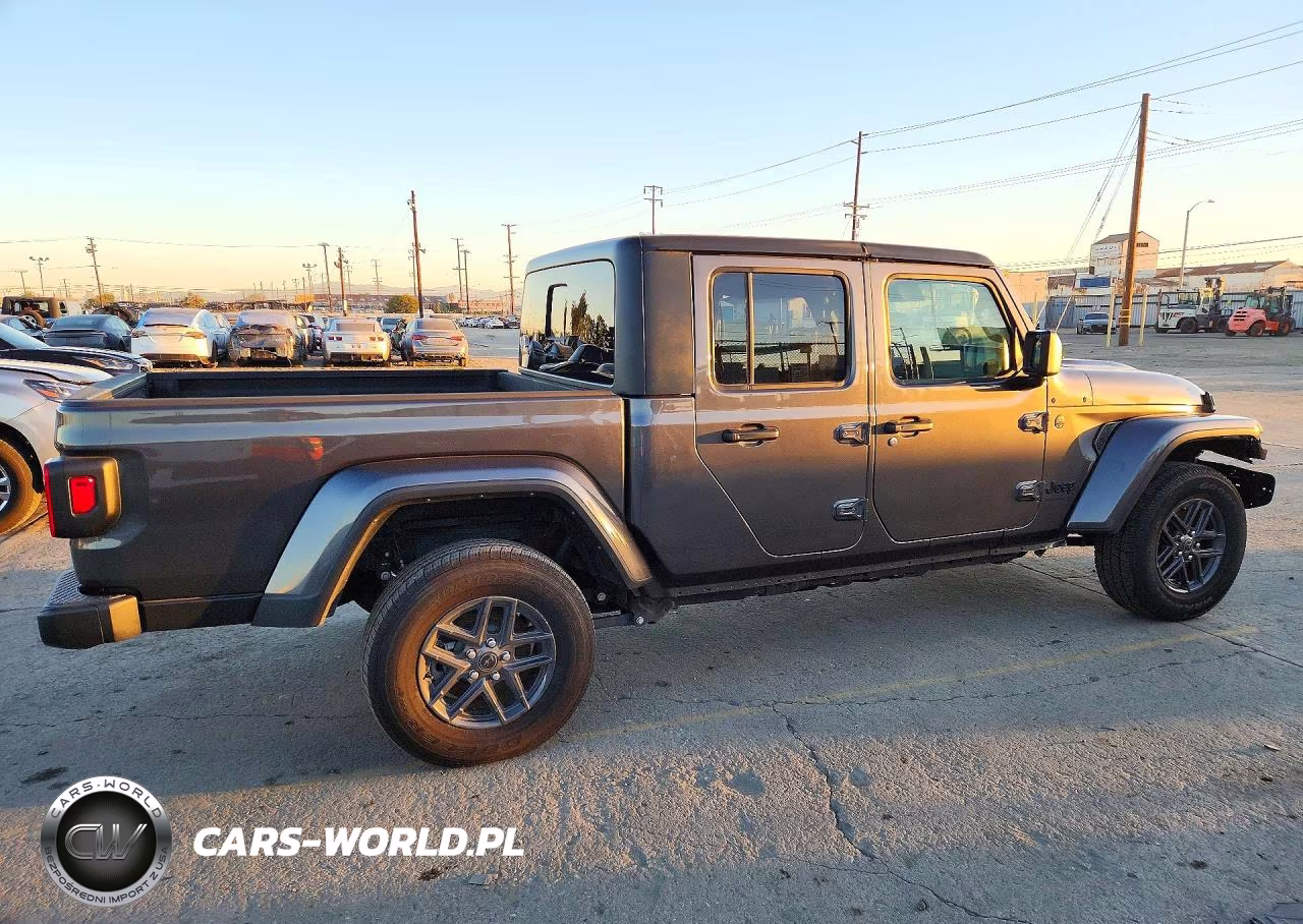 2025 Jeep Gladiator Sport VIN:1C6PJTAG8SL543212 - 3