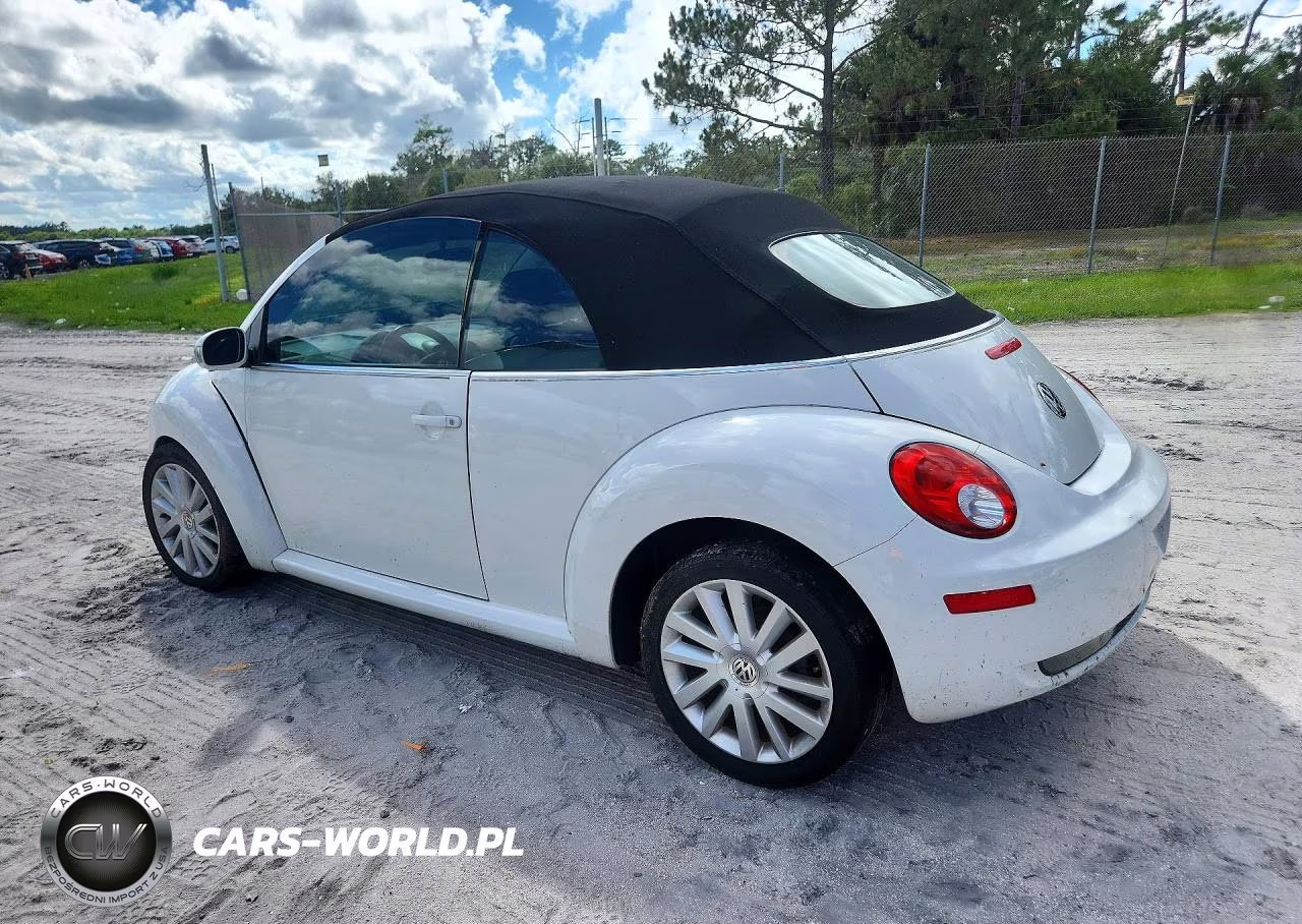 2010 Volkswagen New Beetle 2.5L VIN:3VWRW3AL6AM006882 - 2