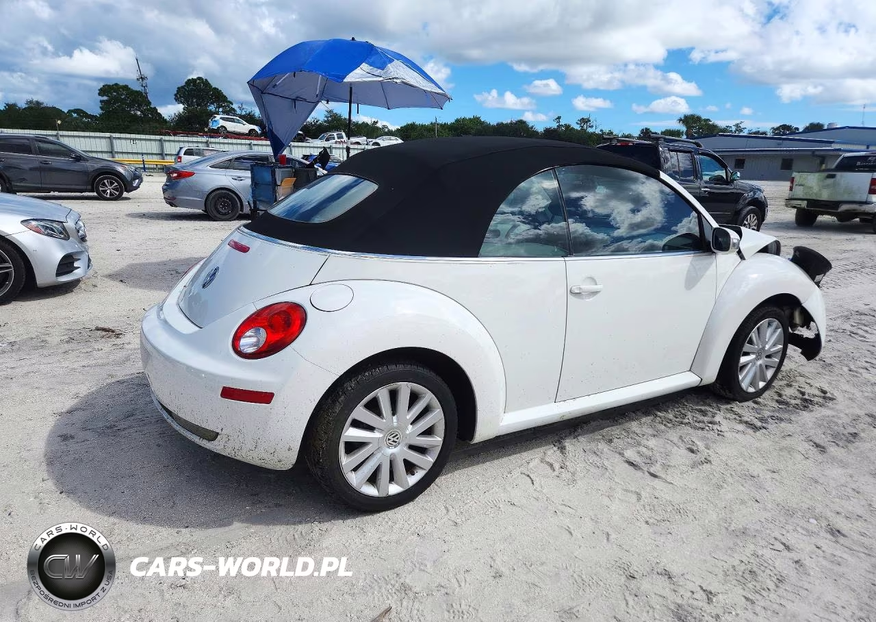 2010 Volkswagen New Beetle 2.5L VIN:3VWRW3AL6AM006882 - 3