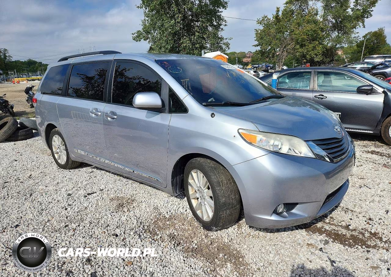 2014 Toyota Sienna Xle 7-Passenger VIN:5TDDK3DC3ES083462 - 4