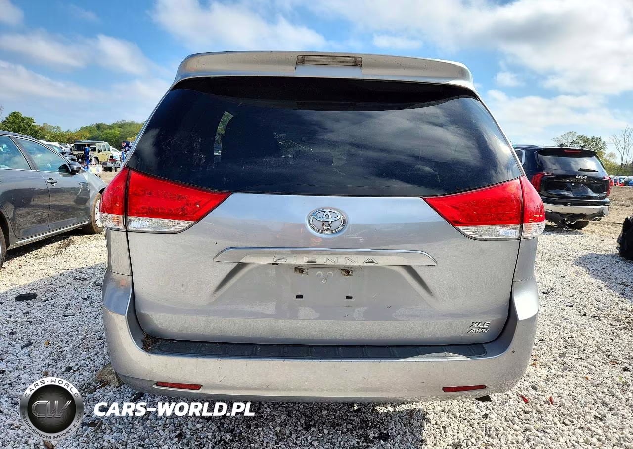 2014 Toyota Sienna Xle 7-Passenger VIN:5TDDK3DC3ES083462 - 6