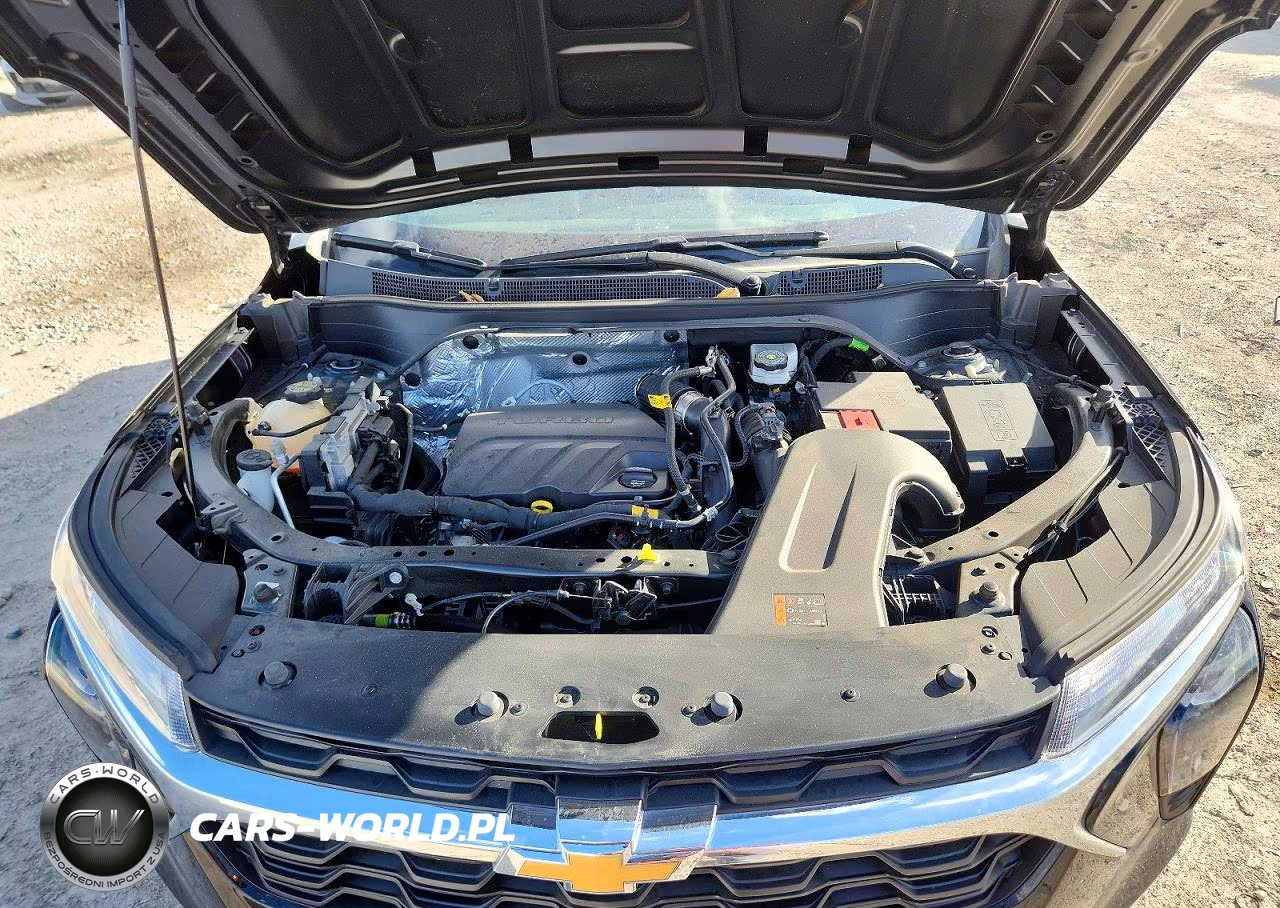2025 Chevrolet Trax Ls VIN:KL77LFEPXSC181721 - 12