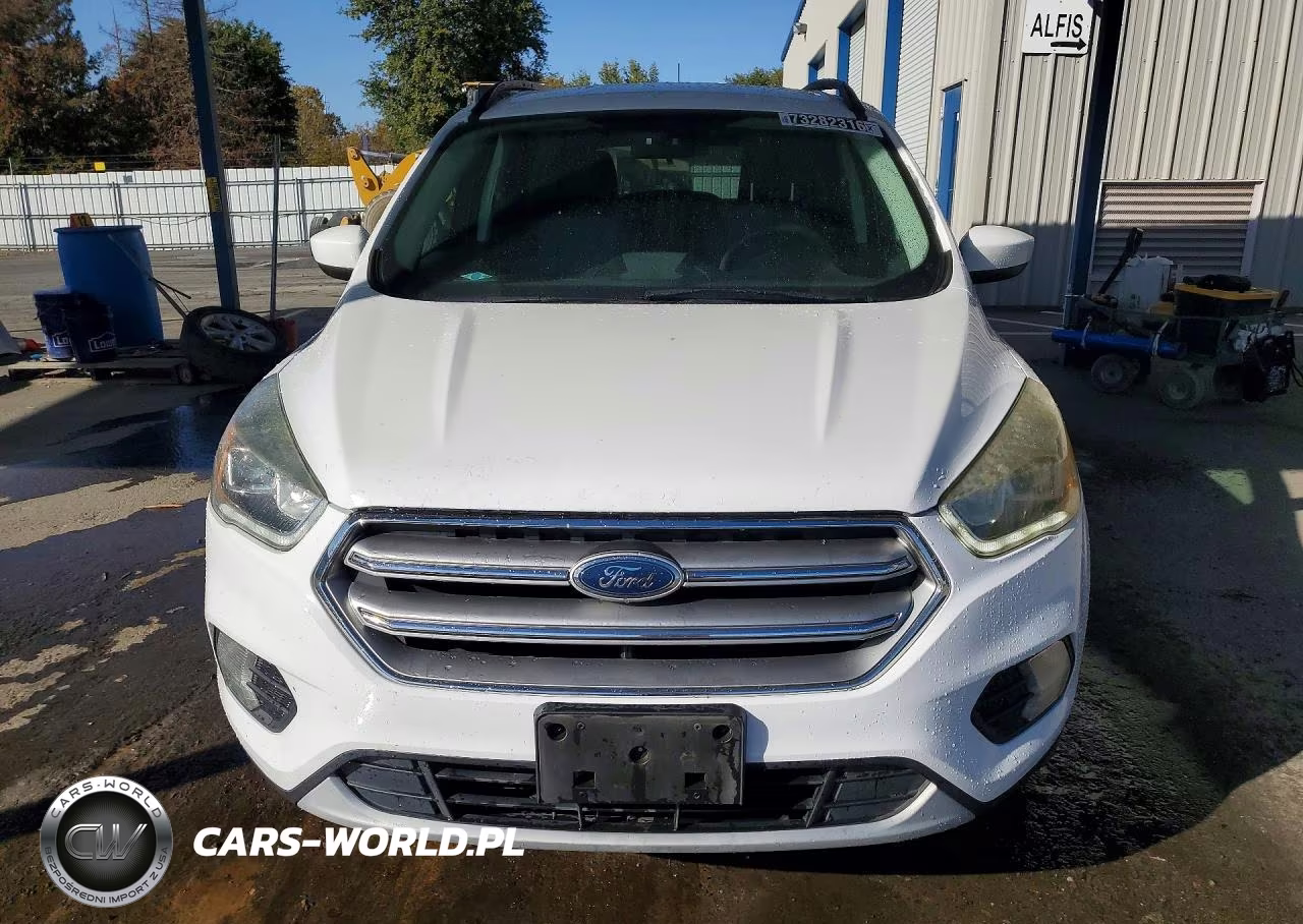 2017 Ford Escape Se VIN:1FMCU0GD6HUE76876 - 5