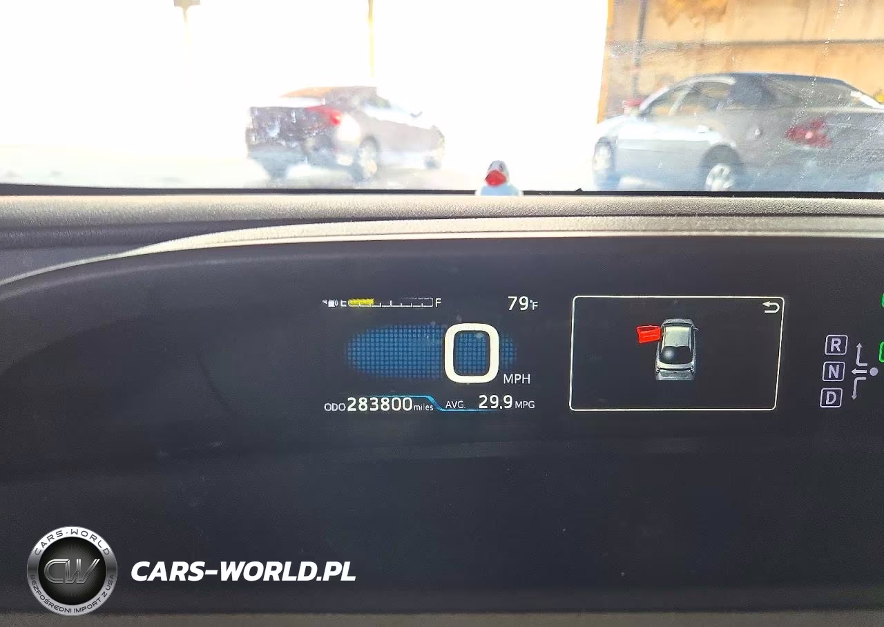2017 Toyota Prius Two VIN:JTDKBRFU4H3544299 - 9