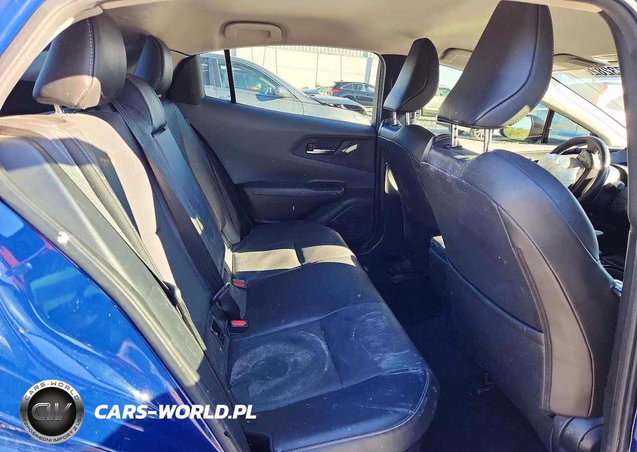 2024 Toyota Prius Xle VIN:JTDACAAU3R3020337 - 10