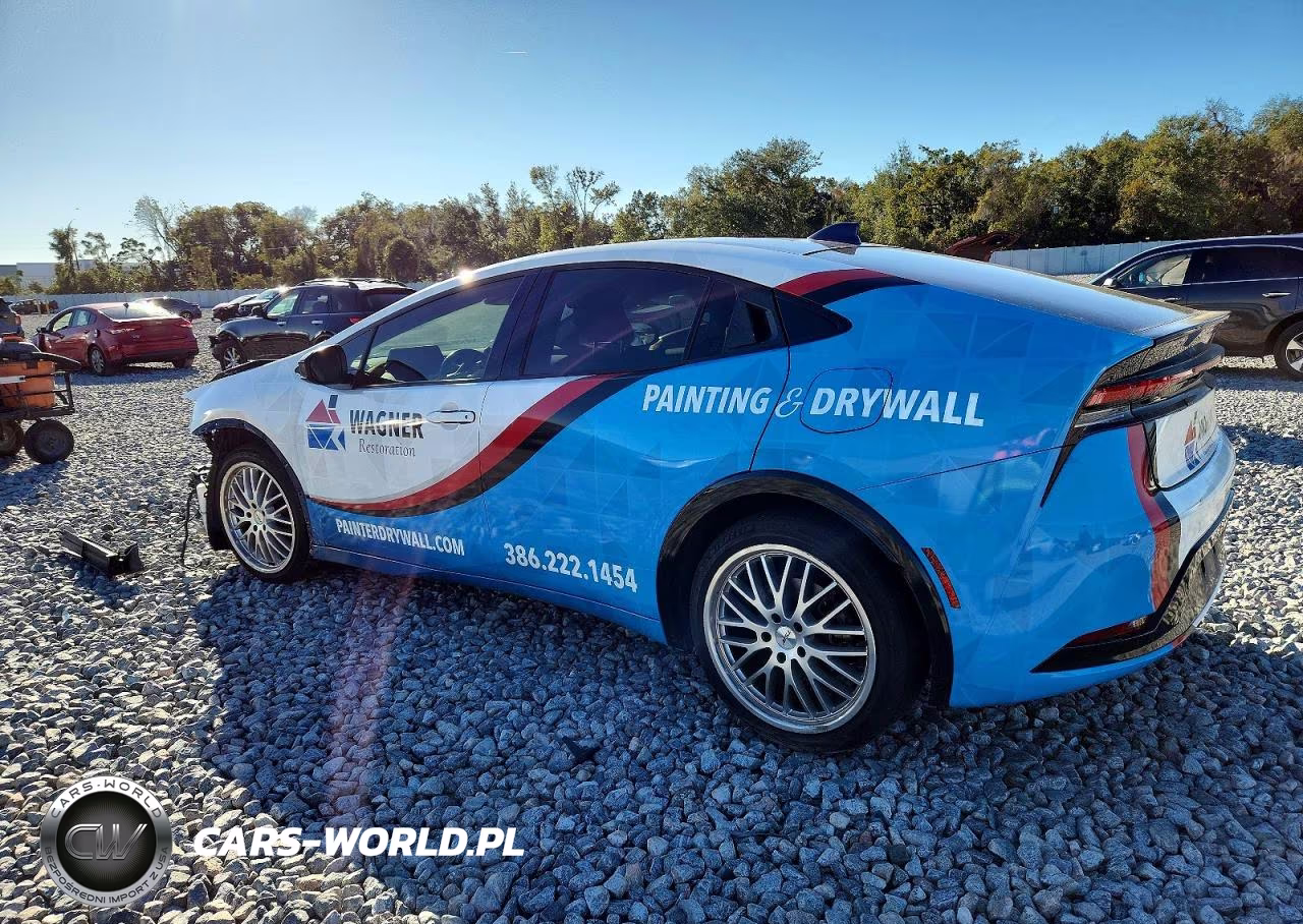 2024 Toyota Prius Xle VIN:JTDACAAU3R3020337 - 2