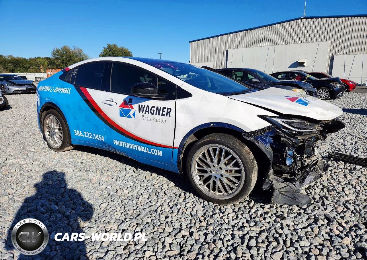 2024 Toyota Prius Xle VIN:JTDACAAU3R3020337 - 4