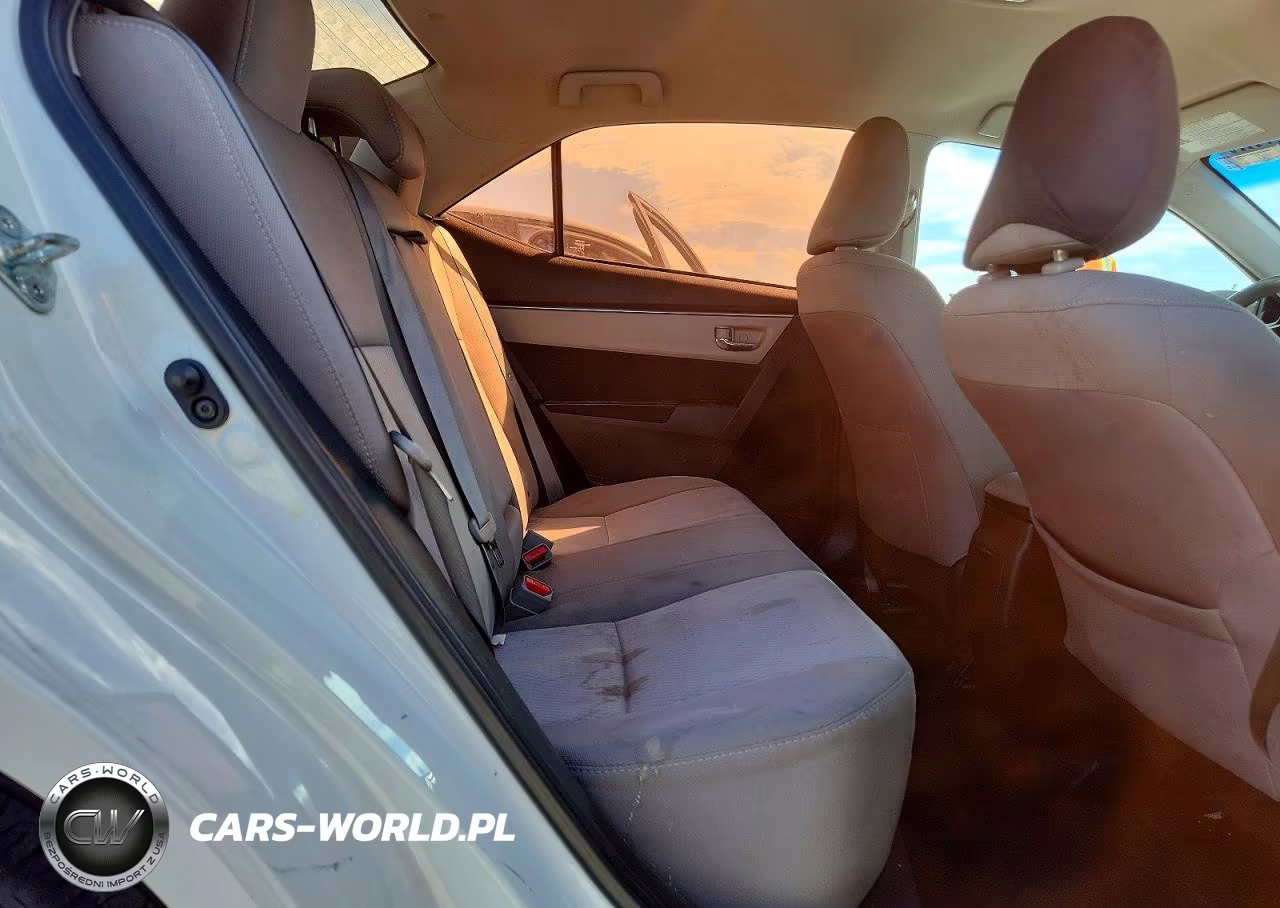 2015 Toyota Corolla Le VIN:5YFBURHE2FP362685 - 10