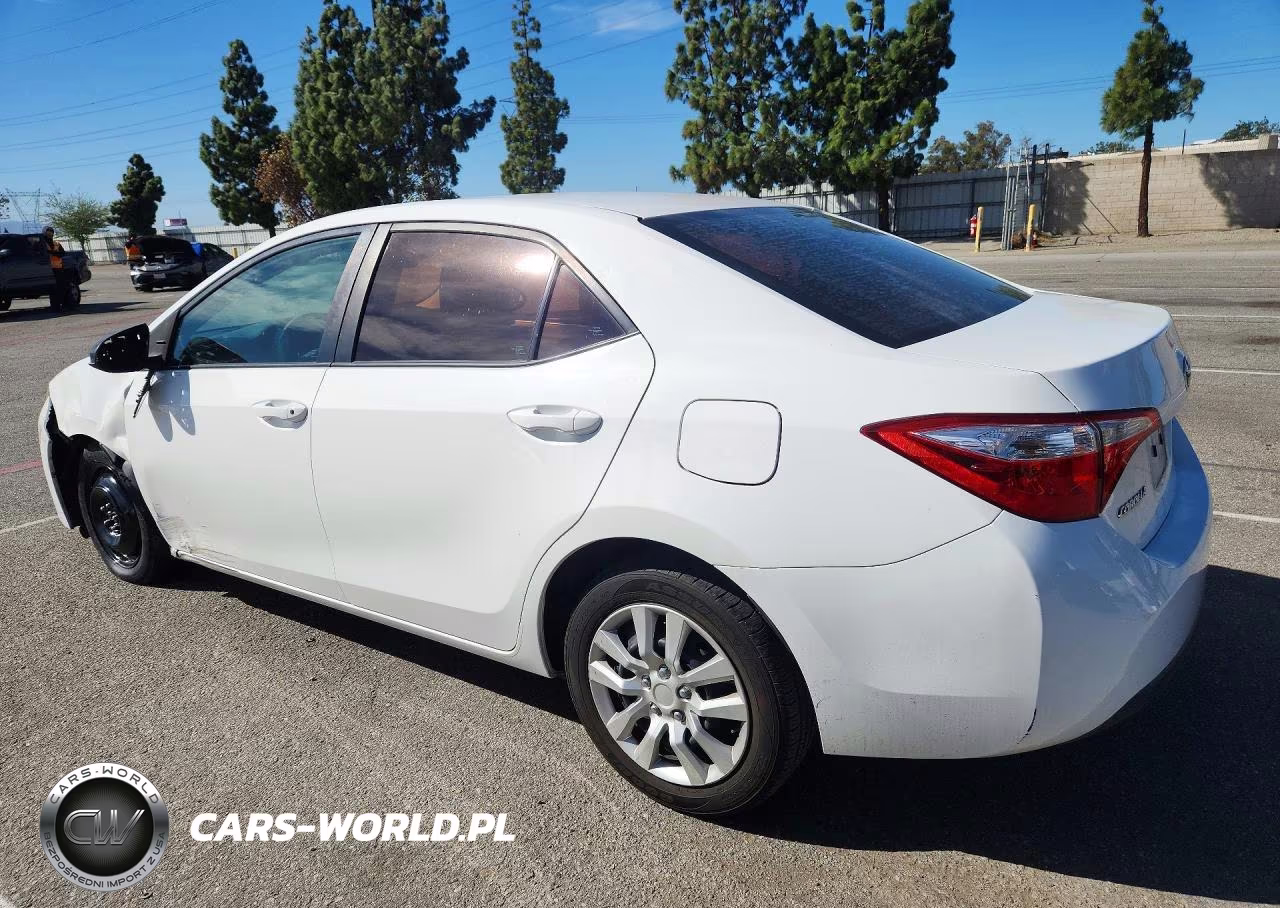2015 Toyota Corolla Le VIN:5YFBURHE2FP362685 - 2