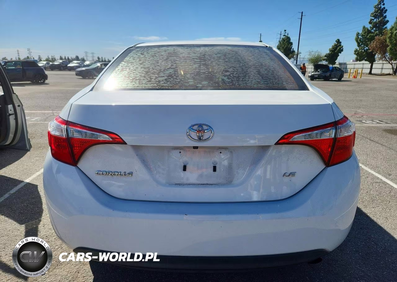 2015 Toyota Corolla Le VIN:5YFBURHE2FP362685 - 6