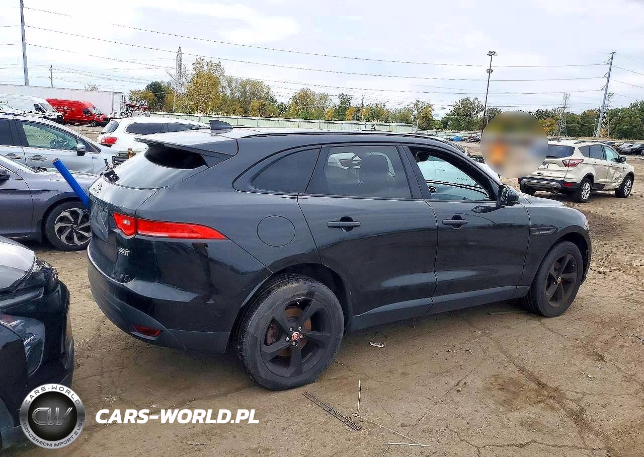 2017 Jaguar F-Pace Premium VIN:SADCJ2BN5HA490251 - 3