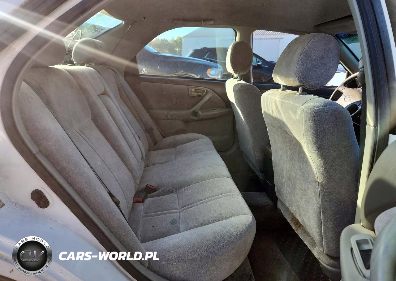 1997 Toyota Camry Le VIN:4T1BG22K8VU775821 - 10