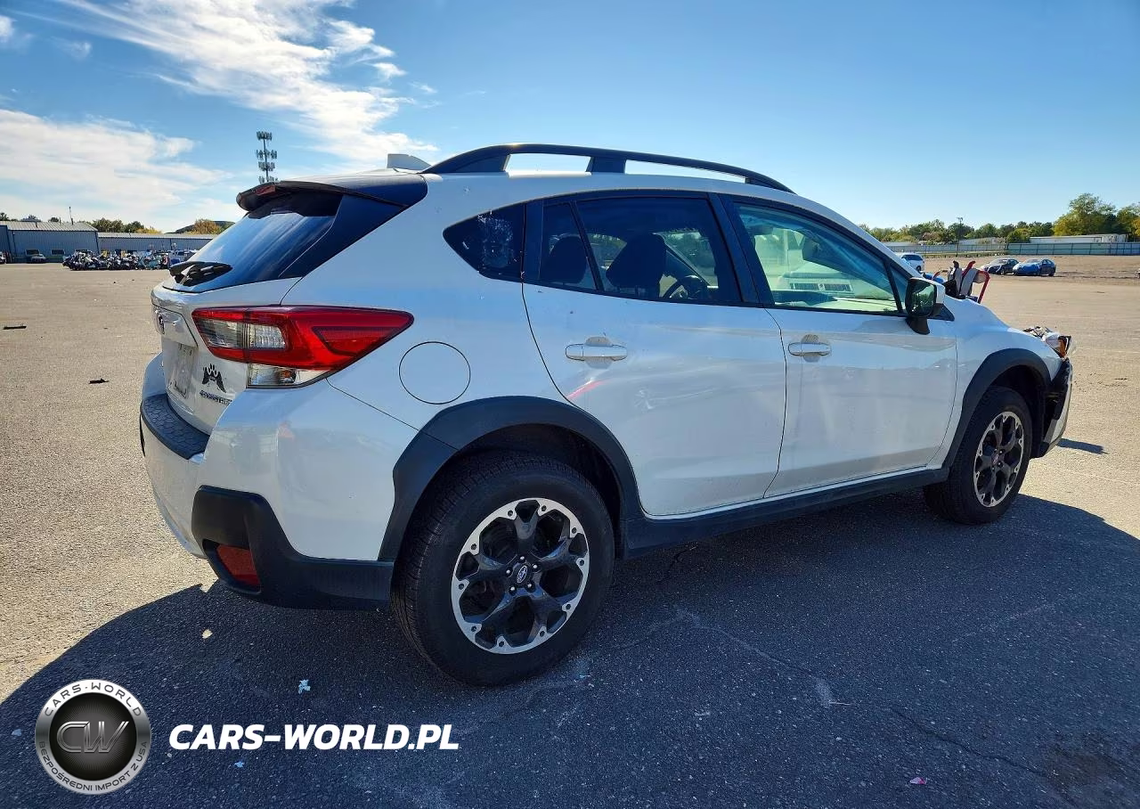 2021 Subaru Crosstrek Premium VIN:JF2GTAECXM8257433 - 3