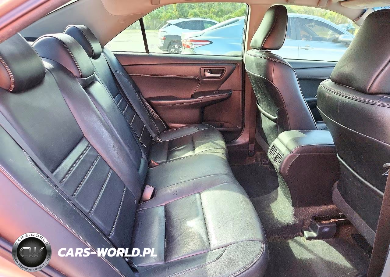 2015 Toyota Camry Hybrid Xle VIN:4T1BD1FK3FU167302 - 10