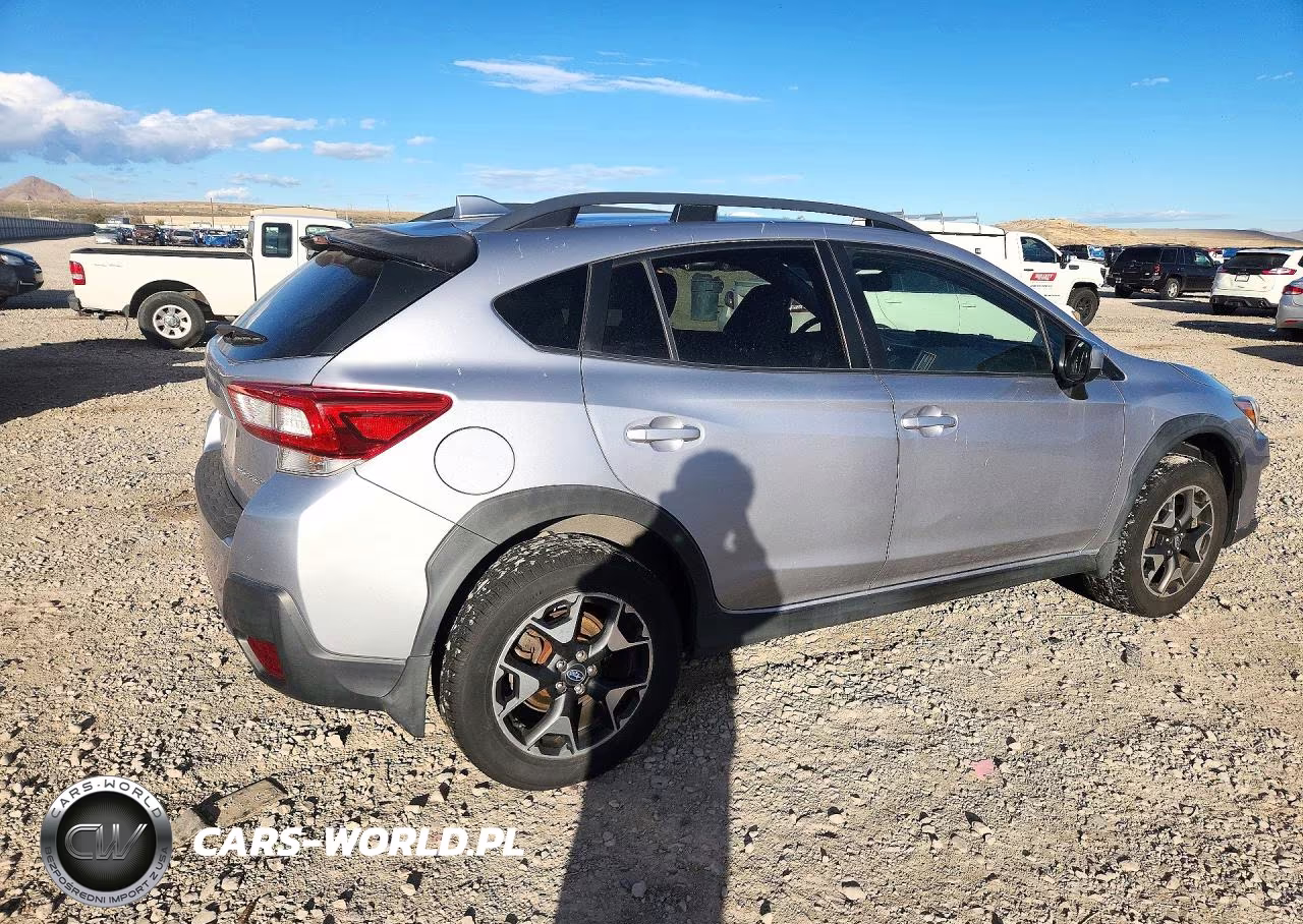 2019 Subaru Crosstrek Premium VIN:JF2GTAEC3K8210581 - 3