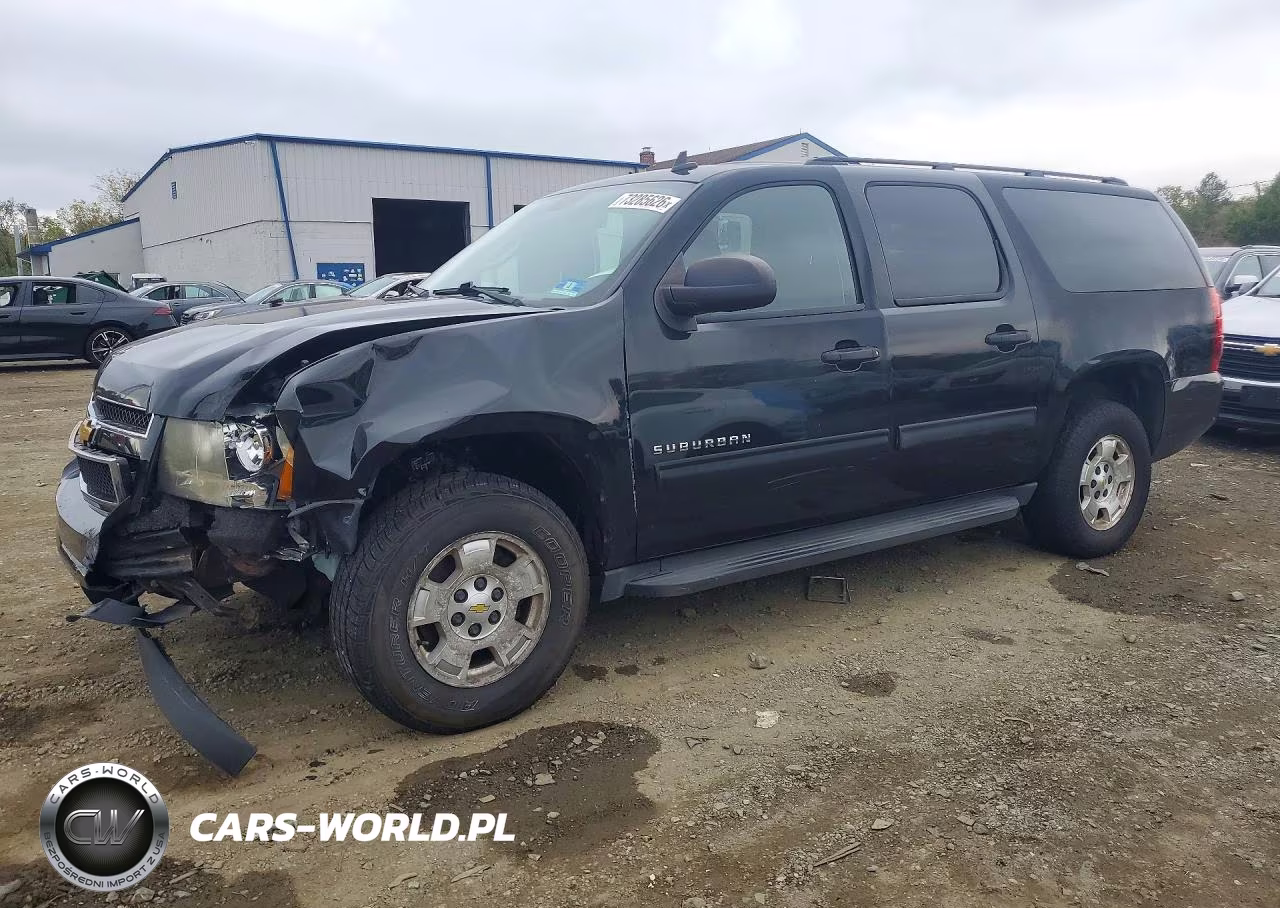 2010 Chevrolet Suburban K1500 Ls VIN:1GNUKHE30AR198399 - 1