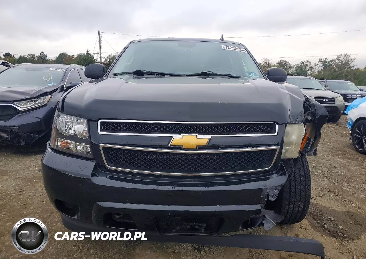2010 Chevrolet Suburban K1500 Ls VIN:1GNUKHE30AR198399 - 5