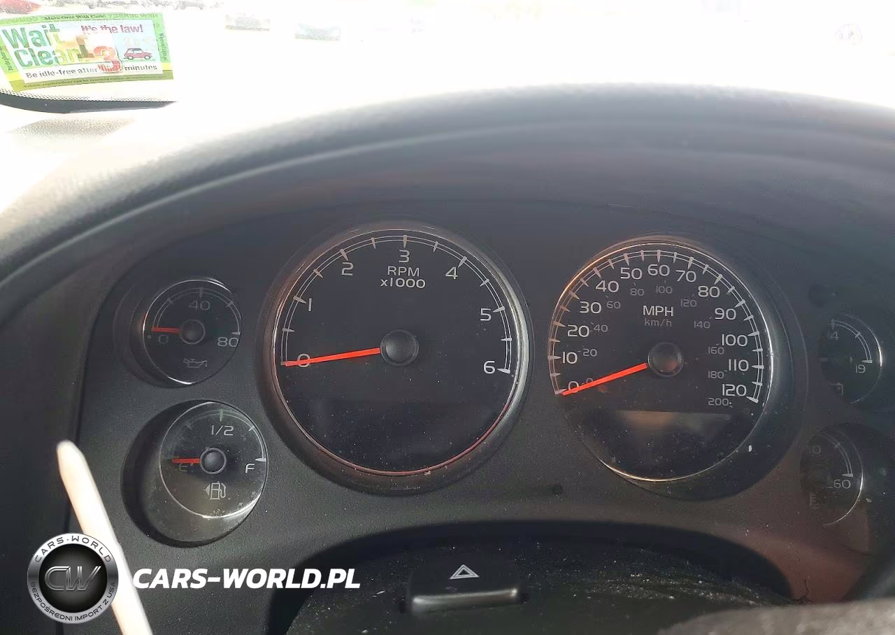 2010 Chevrolet Suburban K1500 Ls VIN:1GNUKHE30AR198399 - 9