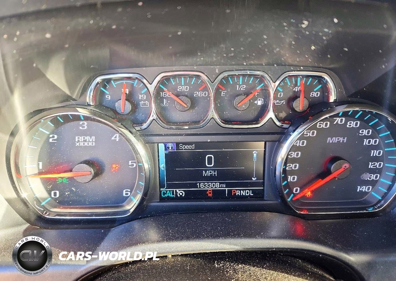 2018 Chevrolet Silverado K1500 Lt VIN:1GCVKREH0JZ372180 - 9