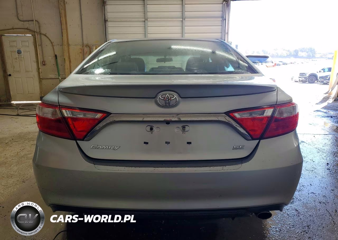 2015 Toyota Camry Se VIN:4T1BF1FK2FU922675 - 6