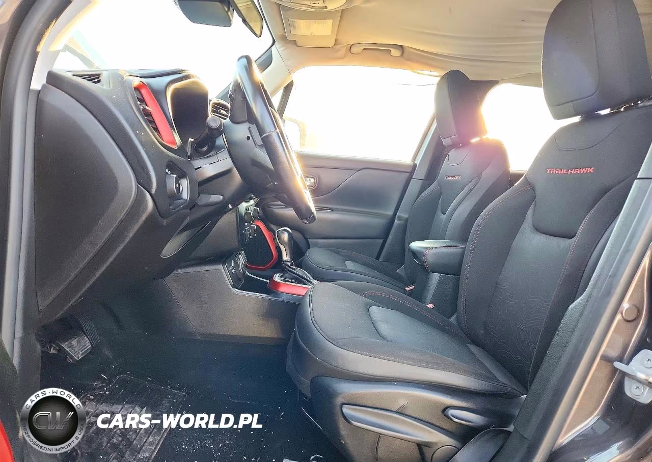 2018 Jeep Renegade Trailhawk 4X4 VIN:ZACCJBCBXJPH00722 - 7