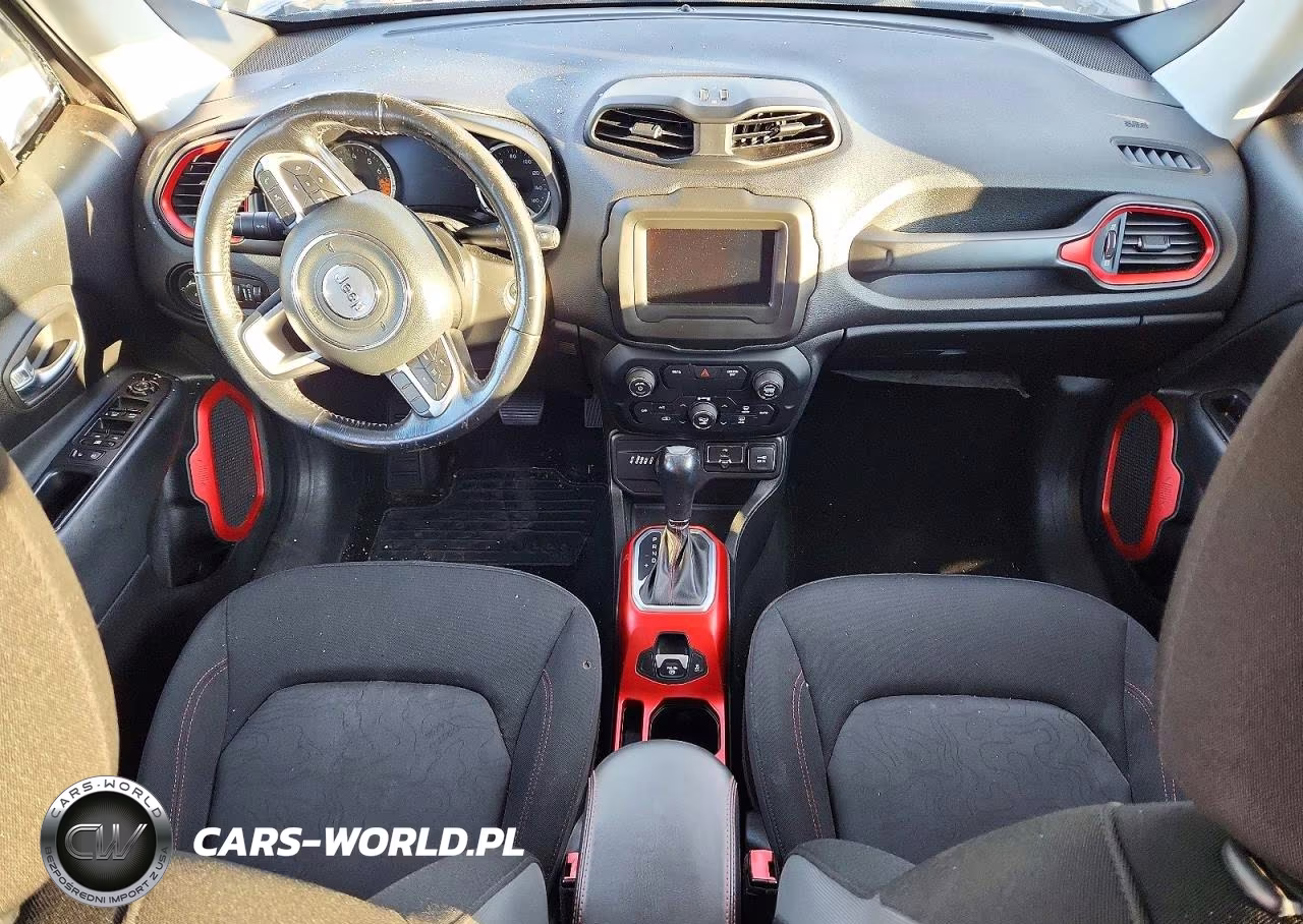 2018 Jeep Renegade Trailhawk 4X4 VIN:ZACCJBCBXJPH00722 - 8