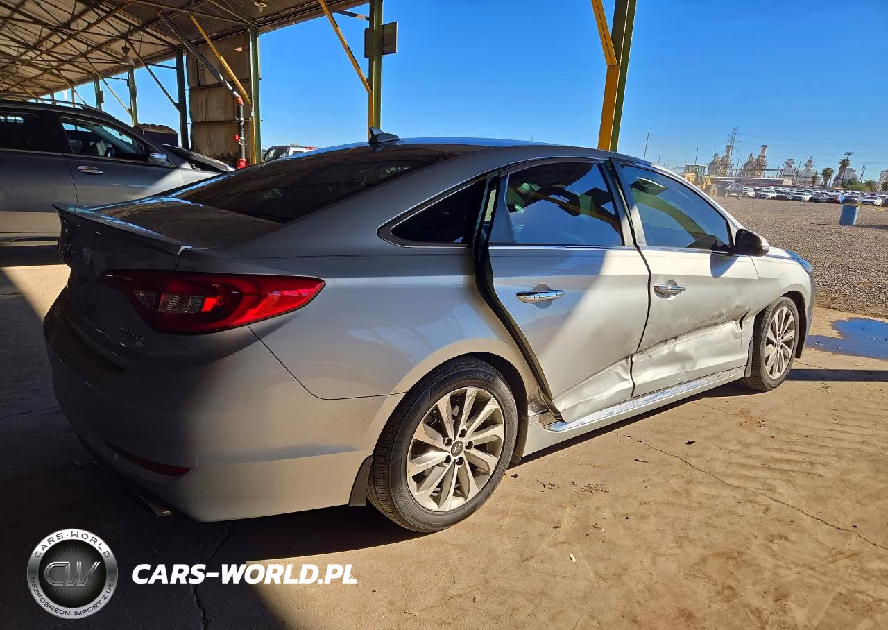 2017 Hyundai Sonata Sport VIN:5NPE34AF5HH580190 - 3