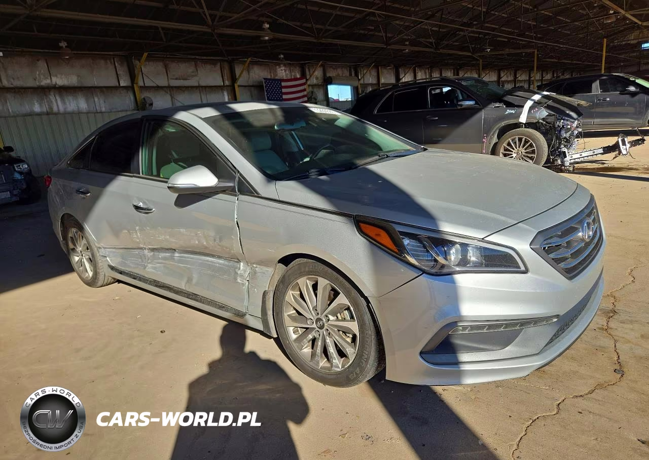 2017 Hyundai Sonata Sport VIN:5NPE34AF5HH580190 - 4