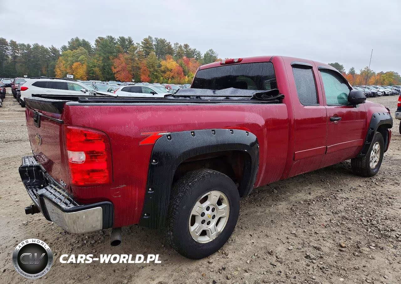 2007 Chevrolet Silverado K1500 VIN:2GCEK19J871574555 - 3