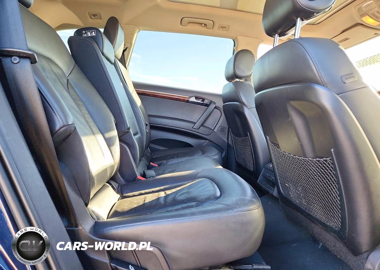 2015 Audi Q7 Premium Plus VIN:WA1LGAFE7FD003944 - 11