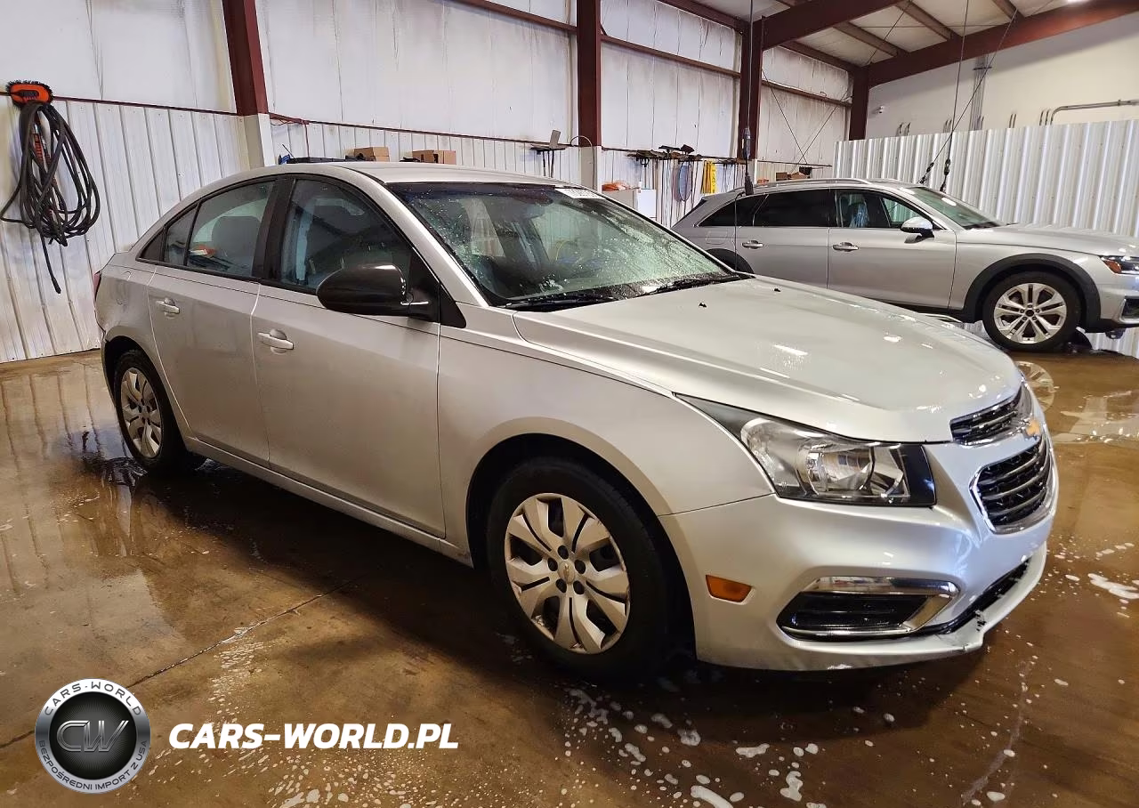 2016 Chevrolet Cruze Limited Ls VIN:1G1PC5SG4G7182633 - 4