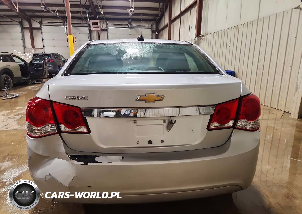 2016 Chevrolet Cruze Limited Ls VIN:1G1PC5SG4G7182633 - 6