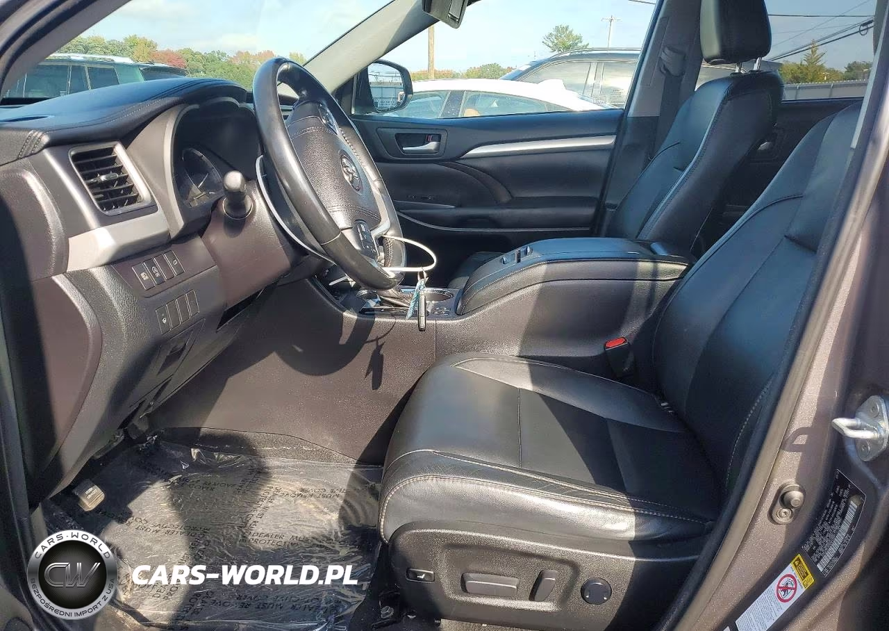 2017 Toyota Highlander Xle VIN:5TDJZRFH2HS403997 - 7