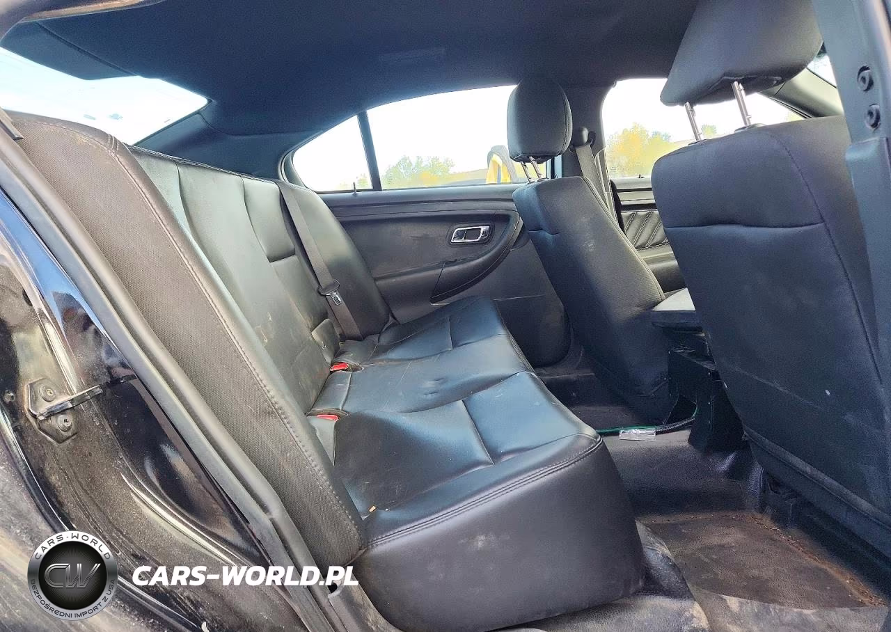 2017 Ford Taurus Police Interceptor VIN:1FAHP2MK8HG111443 - 10