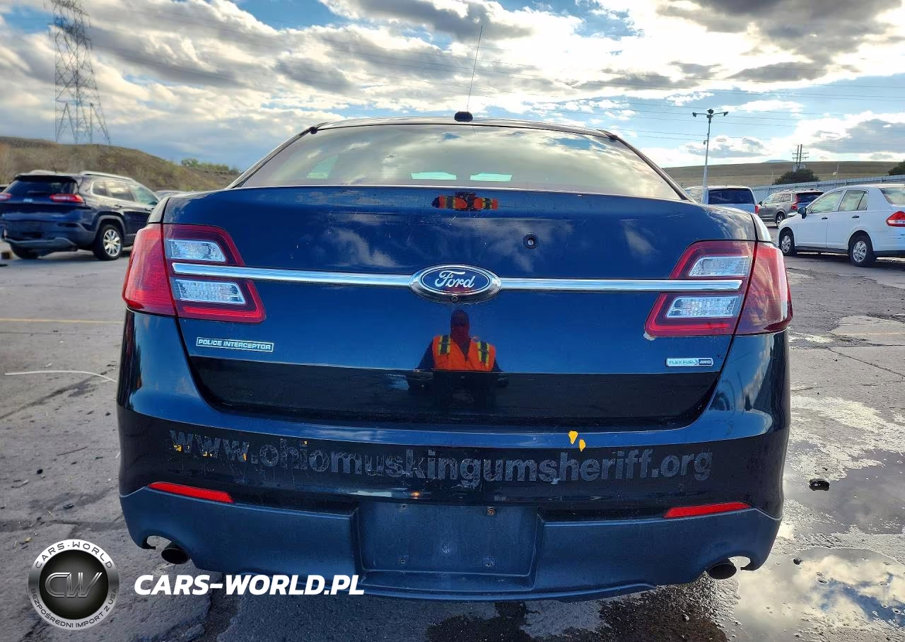 2017 Ford Taurus Police Interceptor VIN:1FAHP2MK8HG111443 - 6