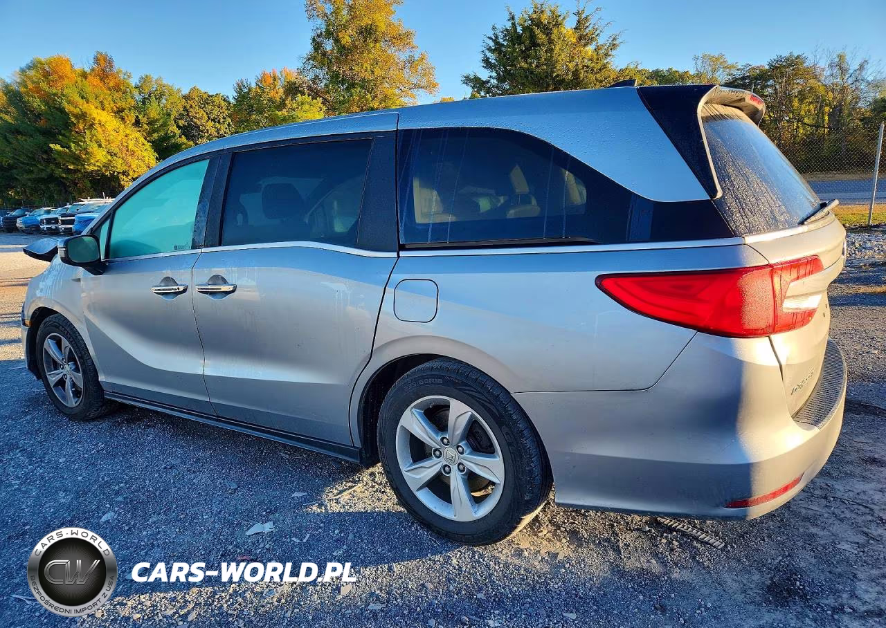 2018 Honda Odyssey Exl VIN:5FNRL6H7XJB077870 - 2