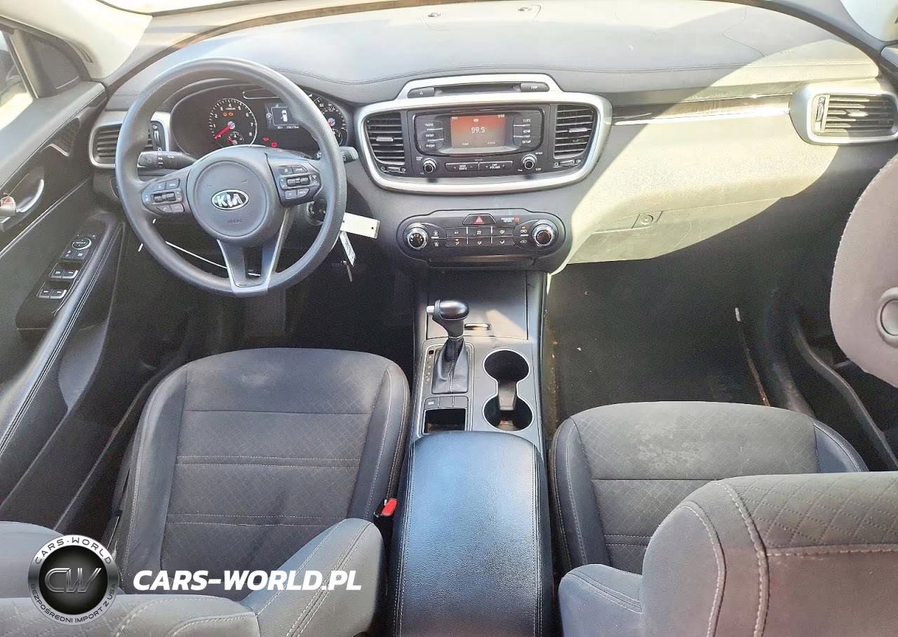 2018 Kia Sorento Lx V6 VIN:5XYPG4A54JG376093 - 8