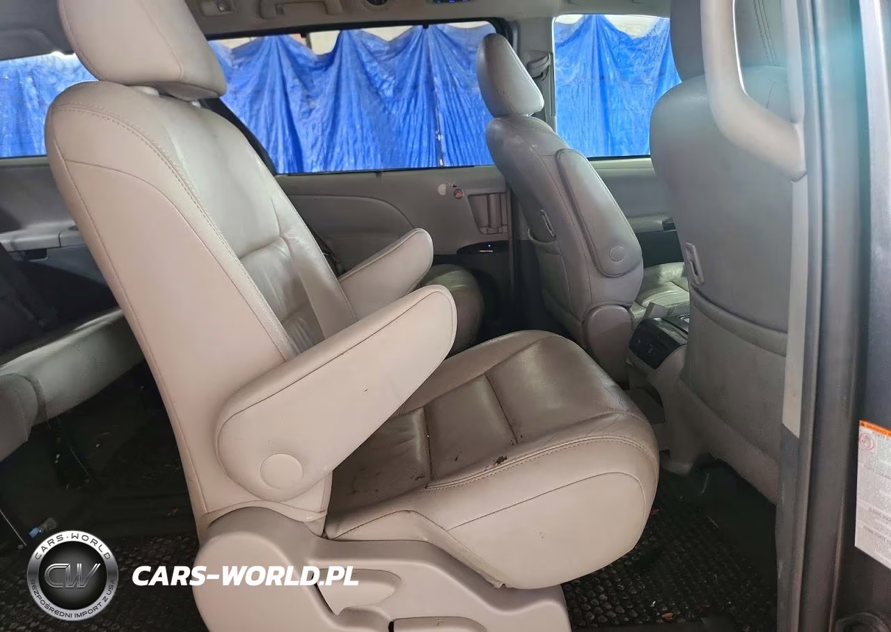 2017 Toyota Sienna Xle Premium 8-Passenger VIN:5TDYZ3DC7HS898555 - 11