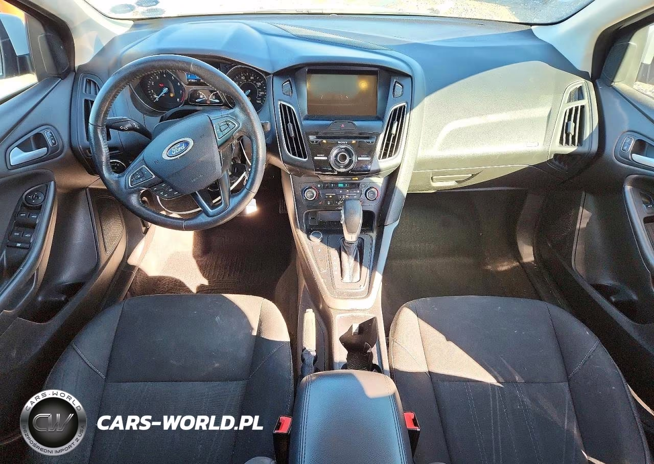 2017 Ford Focus Sel VIN:1FADP3H26HL230159 - 8