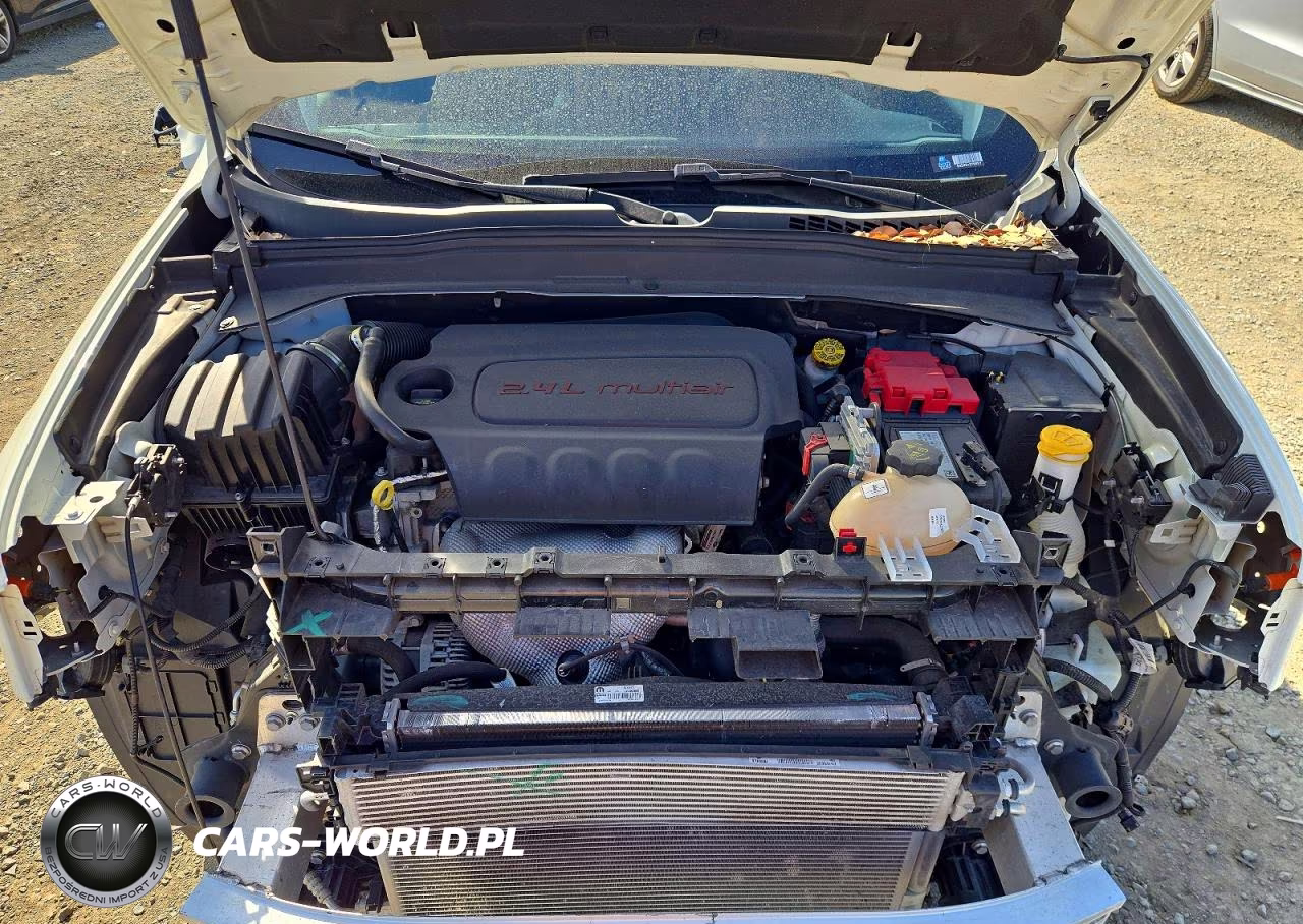 2019 Jeep Renegade Latitude VIN:ZACNJABB3KPK66310 - 12