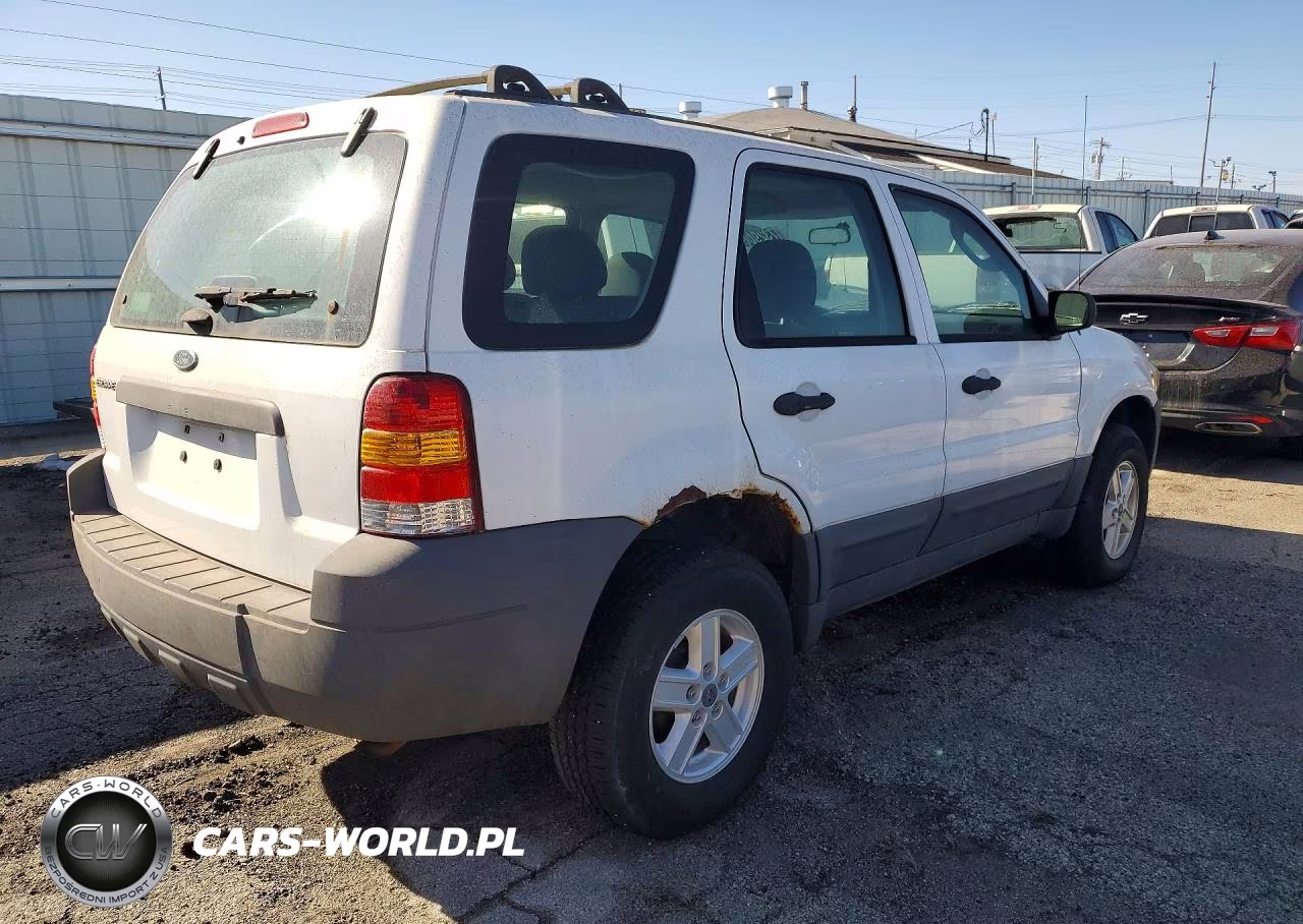 2007 Ford Escape Xls VIN:1FMCU02Z47KB59112 - 3