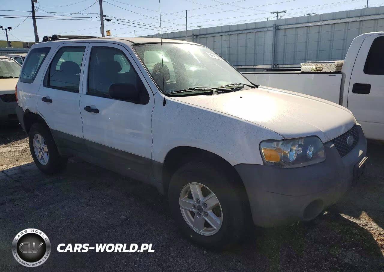 2007 Ford Escape Xls VIN:1FMCU02Z47KB59112 - 4