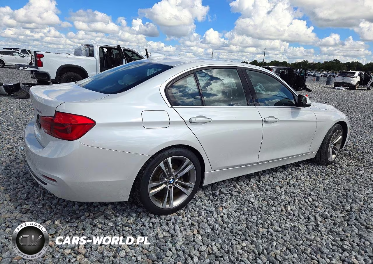2018 BMW 330 I VIN:WBA8B9C53JEE81035 - 3