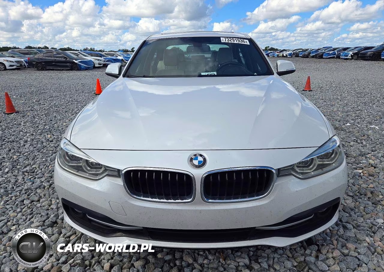 2018 BMW 330 I VIN:WBA8B9C53JEE81035 - 5