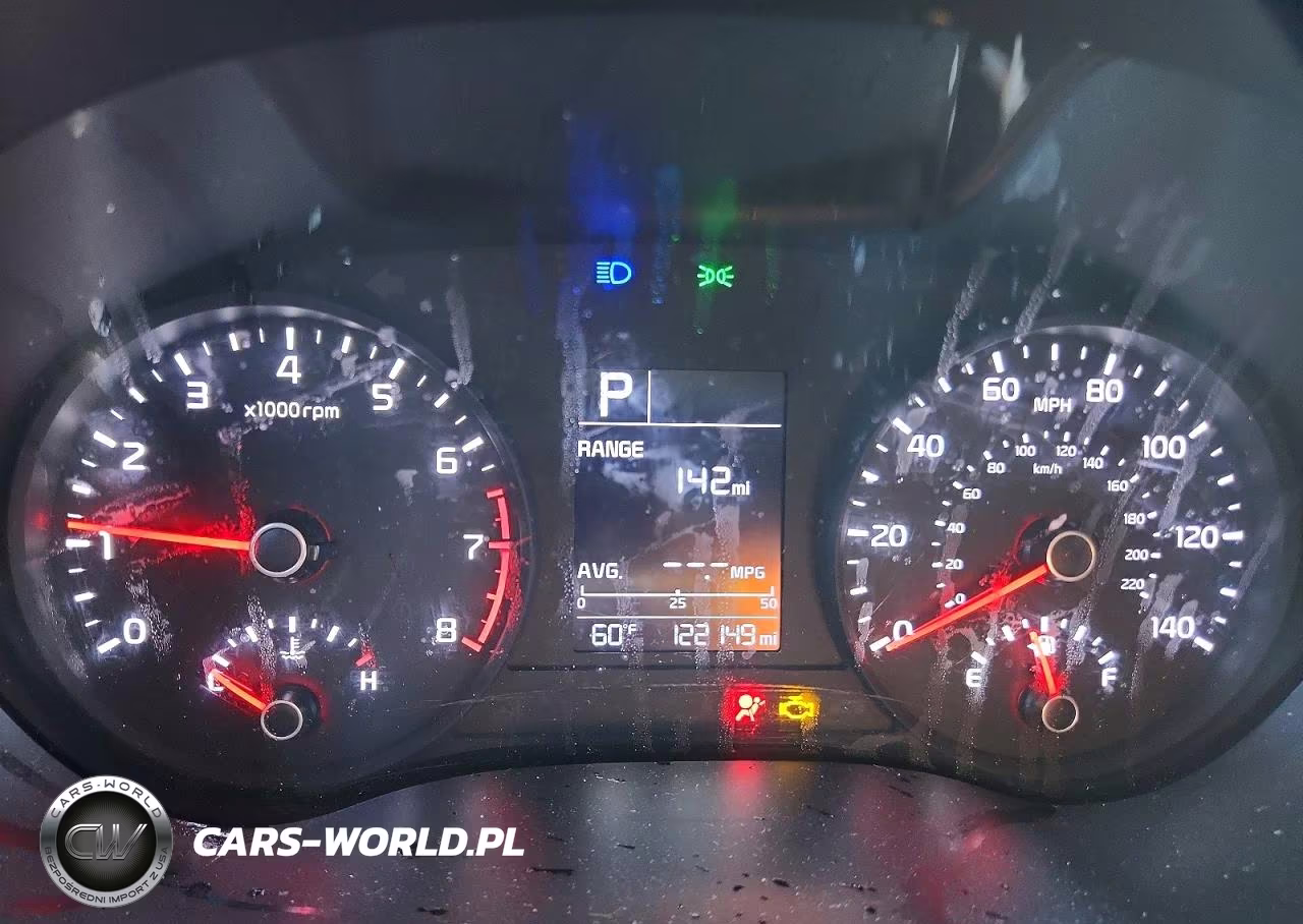 2019 Kia Rio S VIN:3KPA24AB5KE254433 - 9