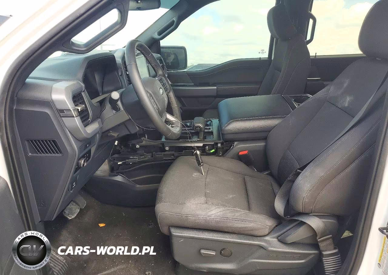 2025 Ford F-150 Xlt VIN:1FTFW3L53SKE44742 - 7
